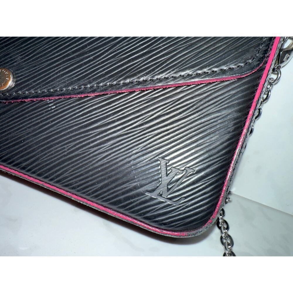 Louis Vuitton Epi Leather Chain Crossbody Bag – Elegant & Timeless - Picture 11 of 12
